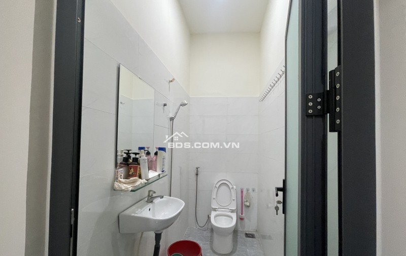 BÁN NHÀ HIỆP BÌNH CHÁNH, KHU BÊN SÔNG,  DT 40M2 (5X8), Giá bán: 4.35 Tỷ